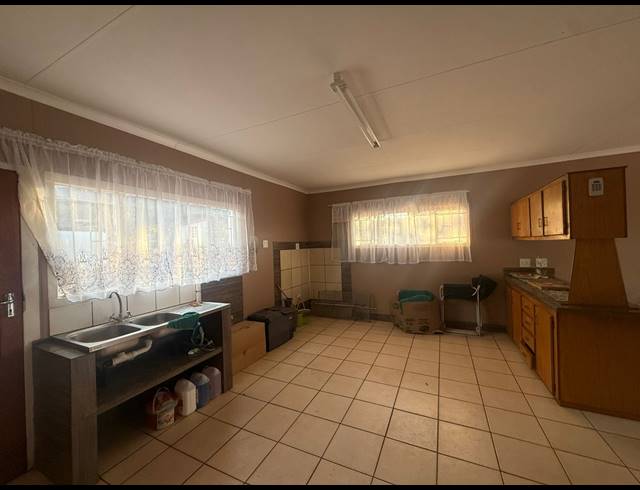 3 BEDROOM HOUSE FOR SALE IN DIBENG